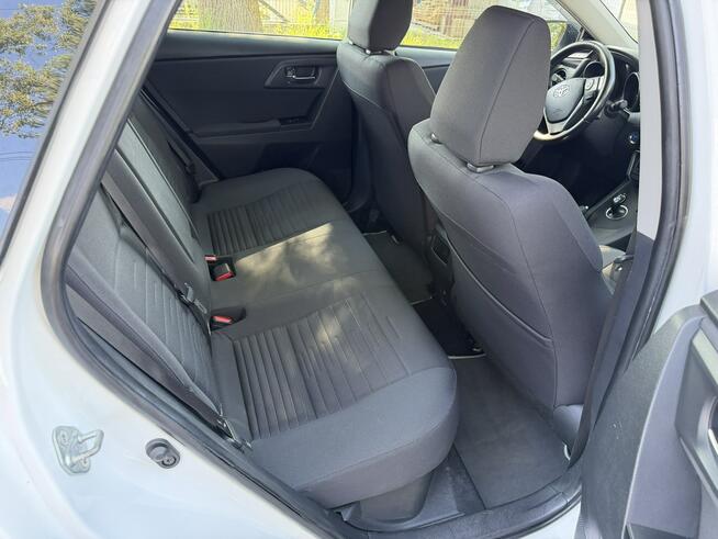 Toyota Auris 1.8 HSD 136KM  Serwisowany Kamera Ładny stan Otwock Mały - zdjęcie 8