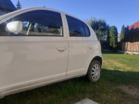 Yaris 1,3b 2004