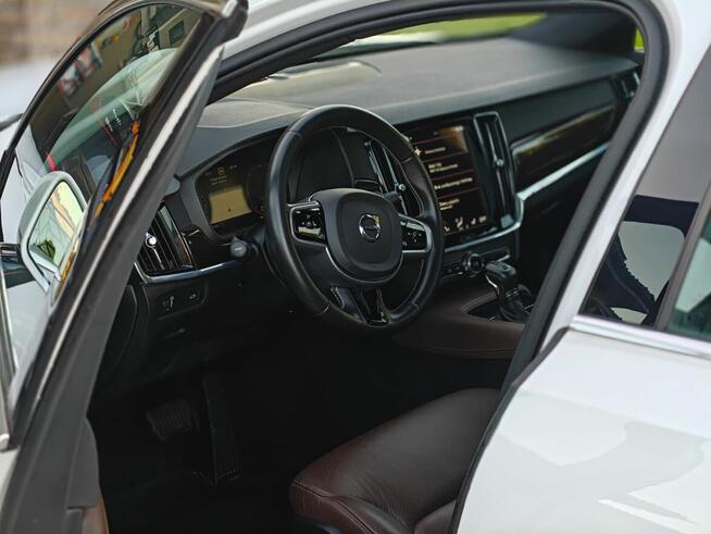 Volvo V90 D4 190 KM Inscription Geartronic Panorama Bezwypad Wejherowo - zdjęcie 5