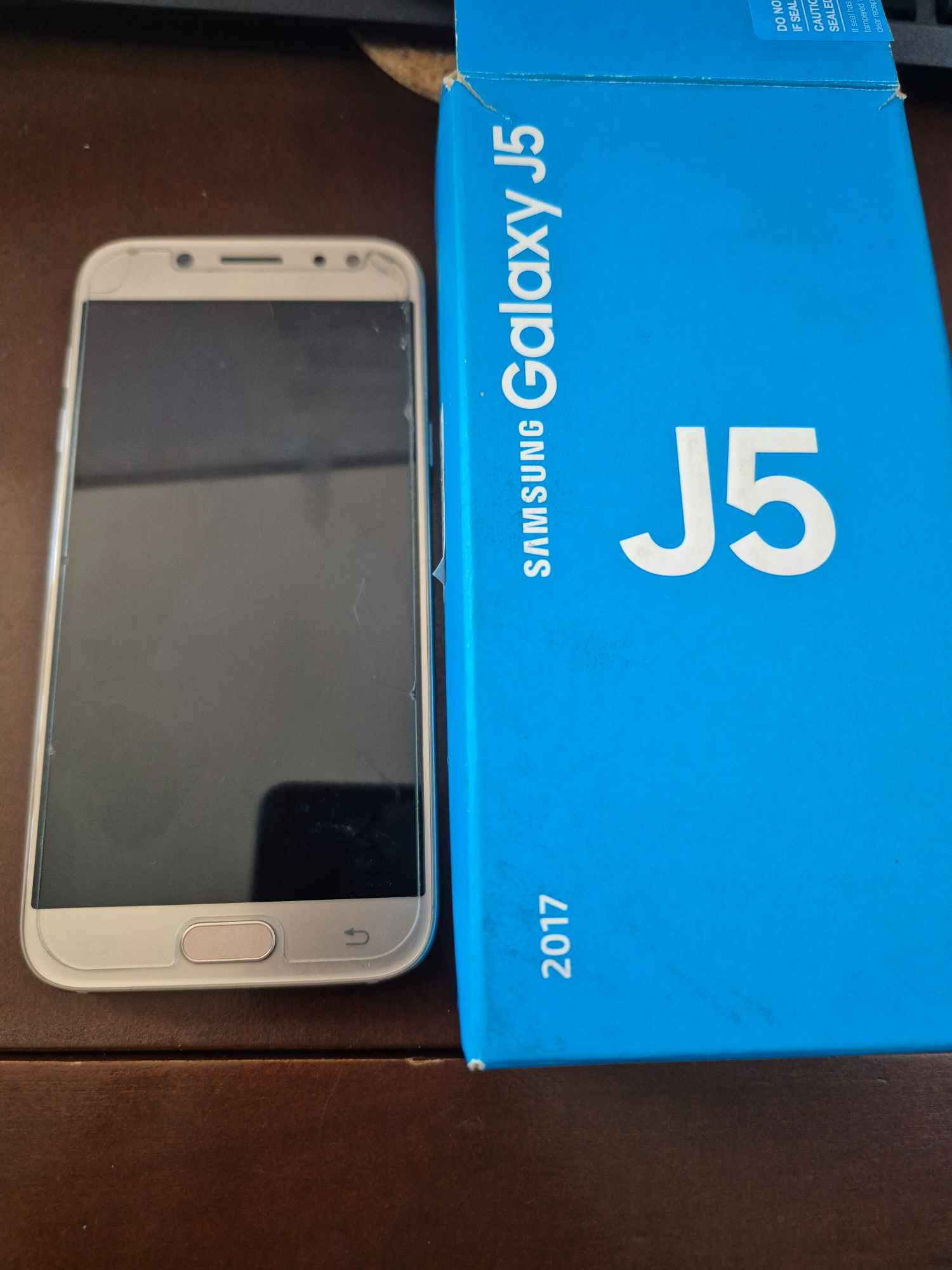 Sprzedam telefon komórkowy Samsung Galaxy J5 srebrny Nowa Huta - zdjęcie 2
