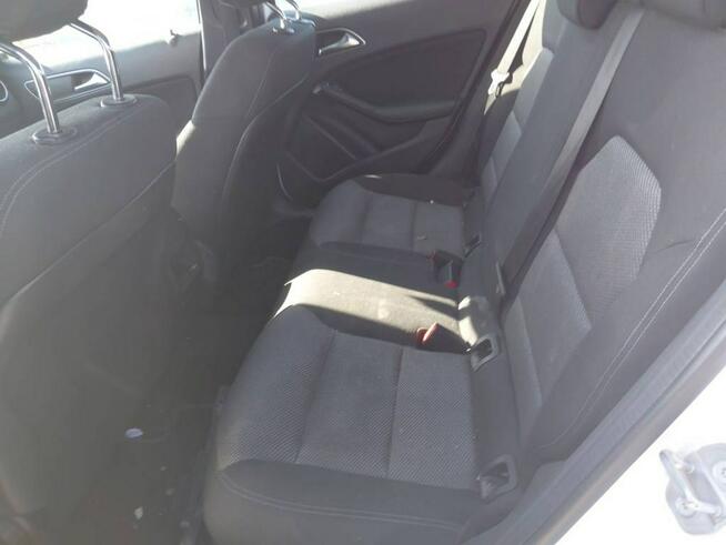 Mercedes GLA 180 Komorniki - zdjęcie 9