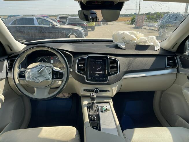 Volvo XC 90 Momentum D5 AWD Skóra Kamera Panorama Gliwice - zdjęcie 9