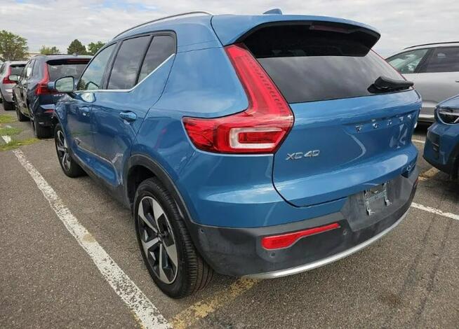 Volvo XC 40 Bogata wersja wyposażenia / AWD / niski przebieg Białystok - zdjęcie 5