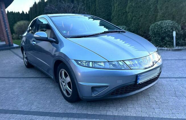 Honda Civic VIII 2.2i-CTDI 140KM Comfort Opłacona Wrocław - zdjęcie 9