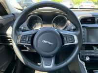 Jaguar XE 2.0d 180 KM Kraków - zdjęcie 11