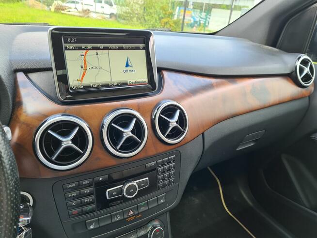 Mercedes-Benz B 250 Benzyna Automat Skóry Pakiet AMG Olsztyn - zdjęcie 7