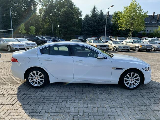 Jaguar XE 2.0d 180 KM Kraków - zdjęcie 4