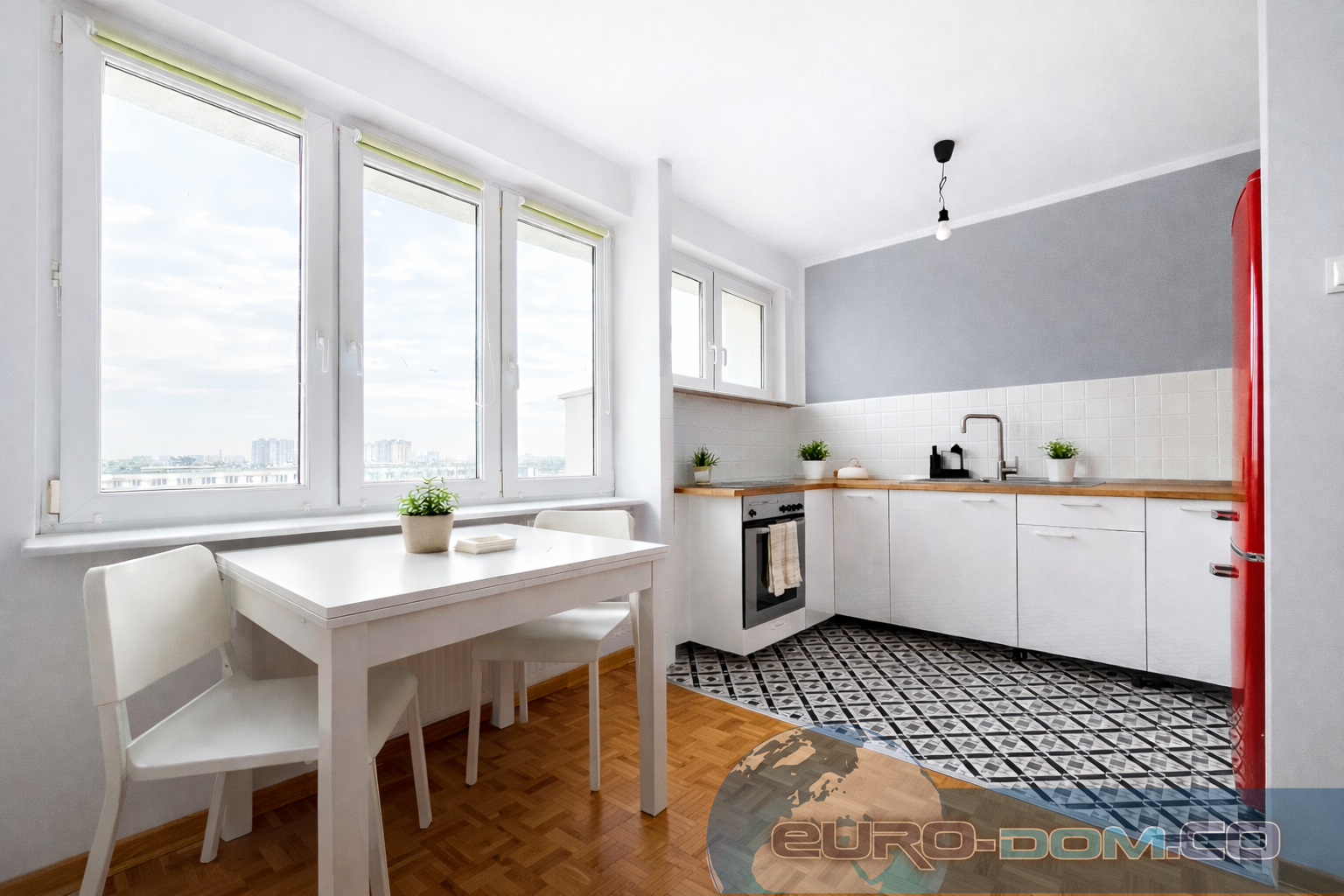 PRZESTRONNE 2-POKOJOWE MIESZKANIE NA RATAJACH Nowe Miasto - zdjęcie 5