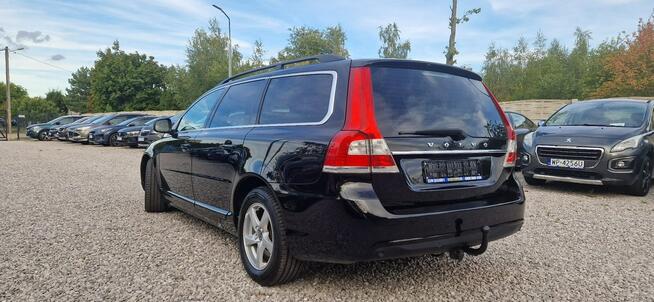 Volvo V70 Momentum Płock - zdjęcie 8