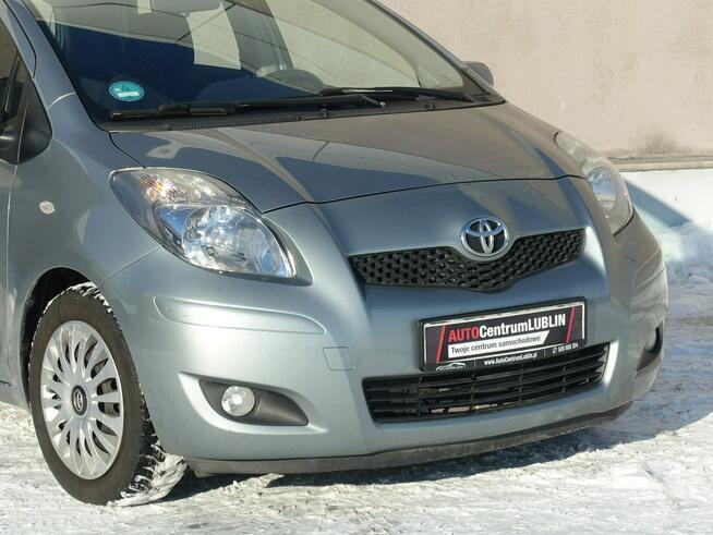 Toyota Yaris 1.3 VVT-i 100KM/Lift/Klimatronik/Ks.Serwisowe Lublin - zdjęcie 4