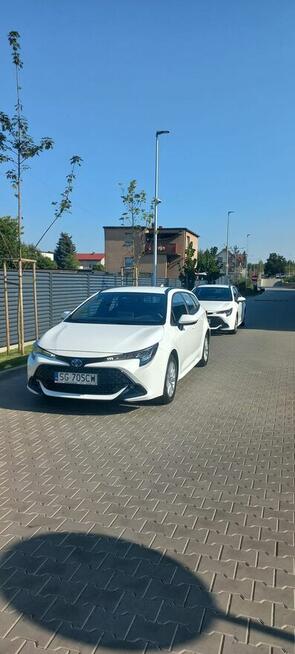 Wynajem samochodu osobowego Zabrze Toyota Corolla Zabrze - zdjęcie 1