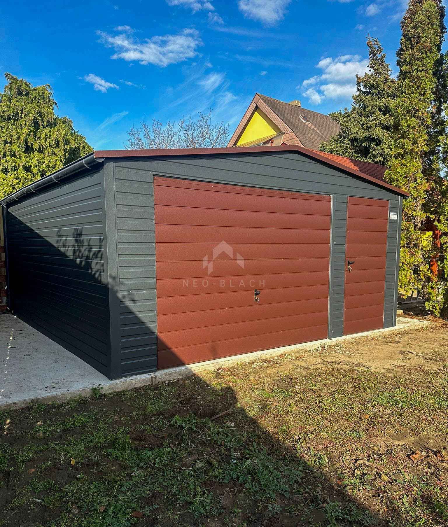 Garaż blaszany 5x6m - Brama uchylna drzwi rynny dach dwuspadowy NB379 Sieradz - zdjęcie 2