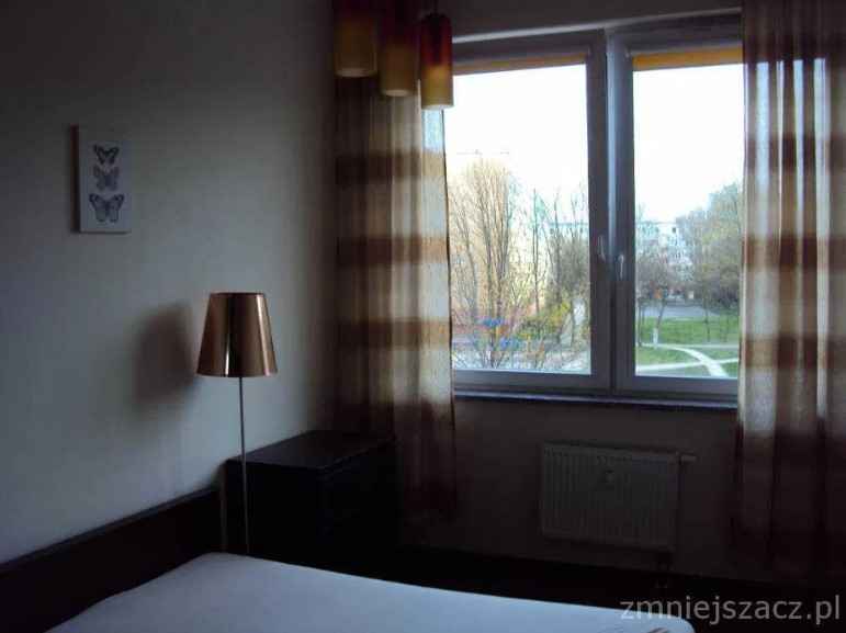 2pok, 47met, Okolice Sky Tower PARKING/2007 (Wrocław) Krzyki - zdjęcie 3