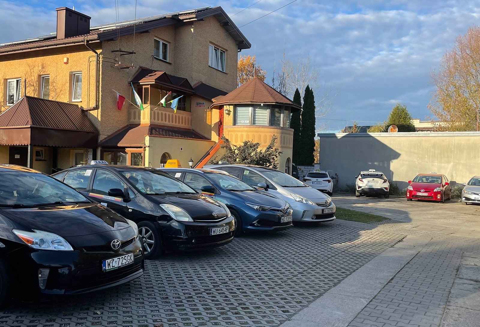 Niedrogie mieszkanie w okolicach Warszawy Marki - zdjęcie 1