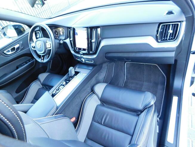 Volvo XC 60 2.0T5 z Gwarancją Bezwypadkowy Model 2021r Żyrardów - zdjęcie 4