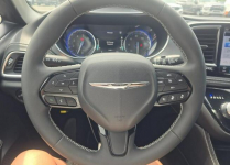 Chrysler Pacifica LIMITED / Pakiet S / Benzyna Białystok - zdjęcie 8