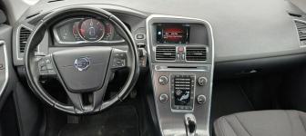 Volvo XC 60 2.0 150KM D3 Led Manual Navi Blis Serwis Płock - zdjęcie 4