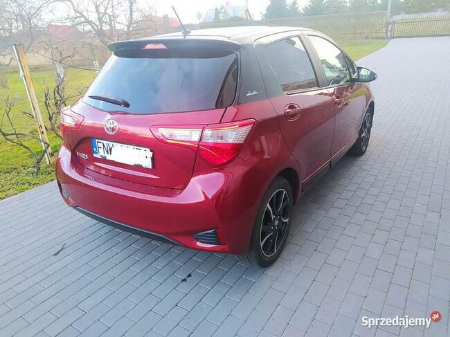 Toyota Yaris Selection 1.5 benzyna salon Polska prywatny Nowa Sól - zdjęcie 3
