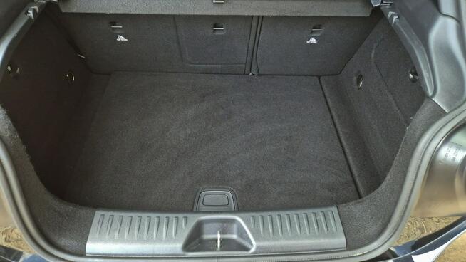 Mercedes-Benz A180 122km BENZYNA bi-xenon NAVI skóra PDC serwis 2015 Tychy - zdjęcie 6