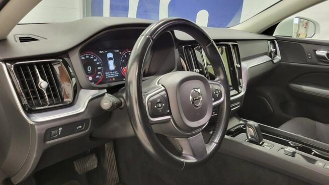Volvo V60 B3 B Momentum Core aut Grójec - zdjęcie 12