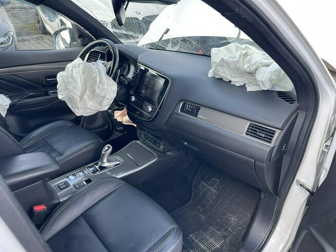 Mitsubishi Outlander AWD PHEV Automat Klimatronik Kamera Podgrzewanie Gliwice - zdjęcie 10
