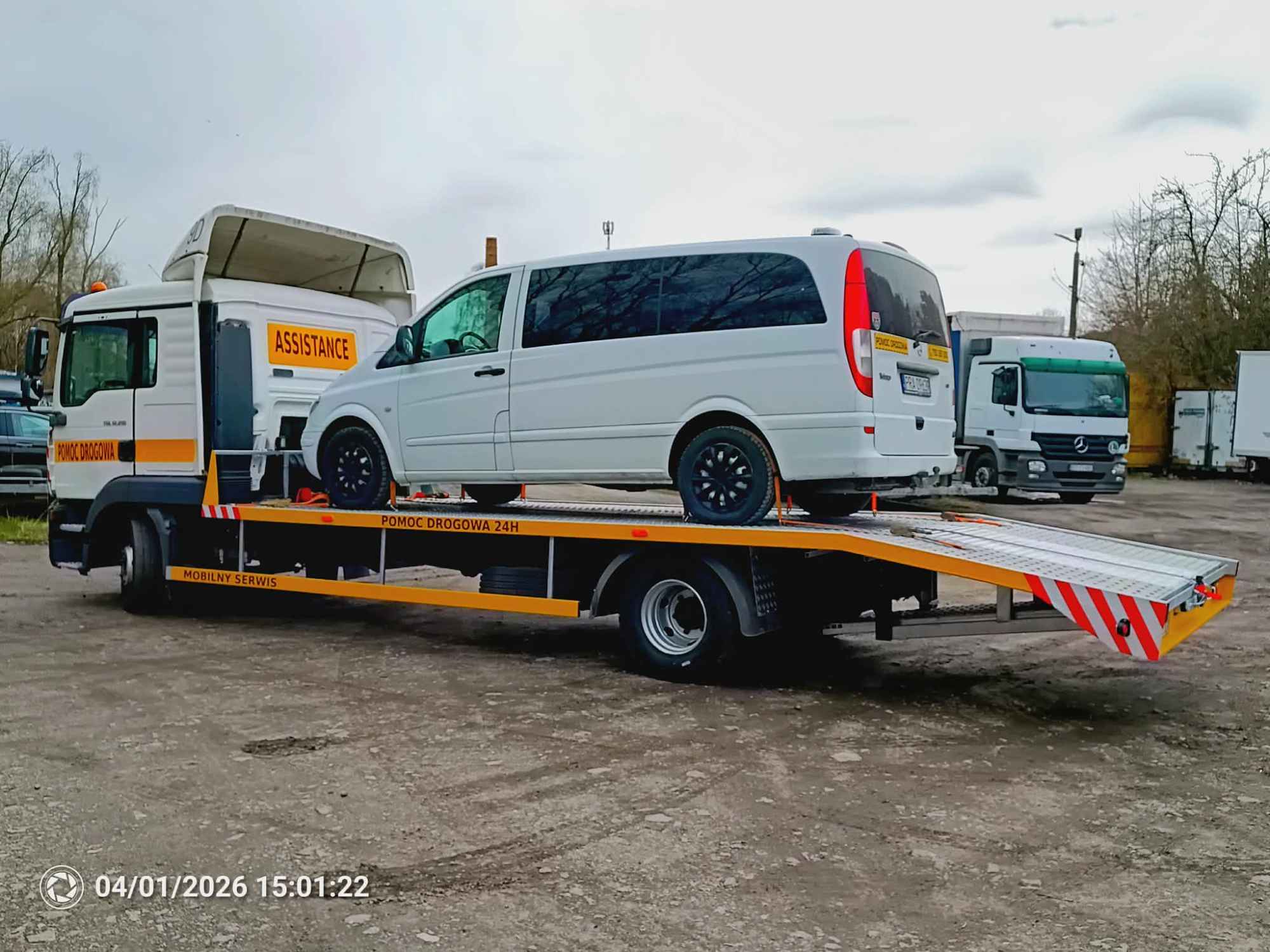 Pomoc drogowa holowanie transport krajowy Tuszyn - zdjęcie 6