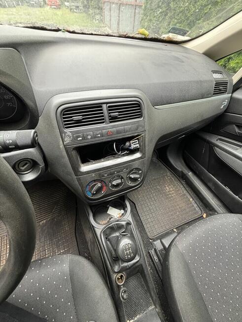 Syndyk sprzeda samochód osobowy - FIAT PUNTO Warszawa - zdjęcie 4