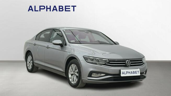 Volkswagen Passat 2.0 TDI EVO 150 KM 6 biegów Essence Warszawa - zdjęcie 8