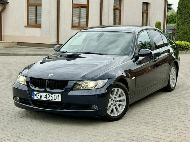 BMW 320 Xenon PDC ! Zarejestrowana ! Super Stan ! 170 tys. km. ! Zwoleń - zdjęcie 1