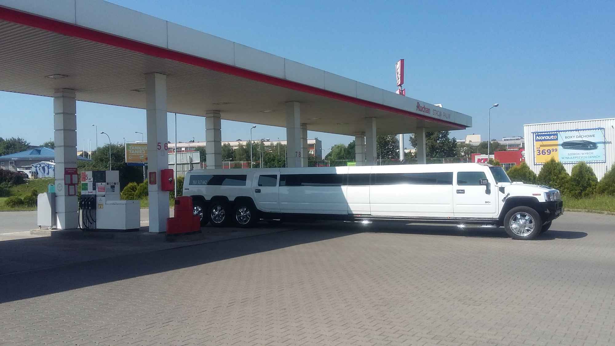Studniówki limuzyny Hummer wynajem od 6 do 30 osobowe Porsche limo Katowice - zdjęcie 4
