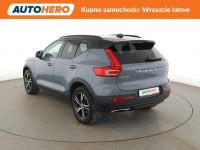 Volvo XC 40 R-Design automat 150KM 4x4 navi kamera hak LED panorama Warszawa - zdjęcie 4