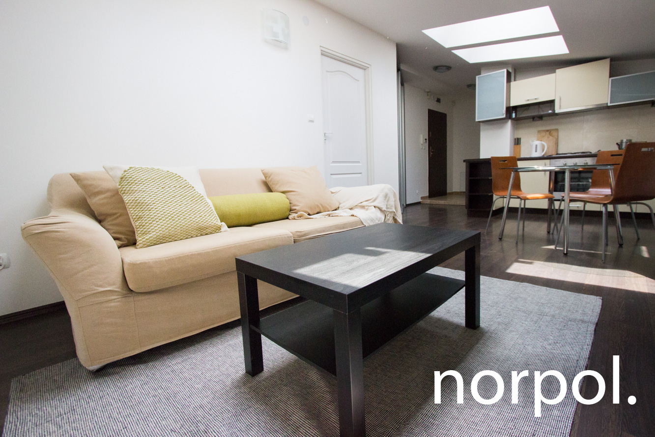 Bujwida, przytulne mieszkanie na poddaszu, 40m2 Kraków - zdjęcie 1