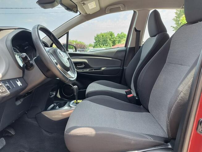 Toyota Yaris 1.5 Benzyna-hybryda 73 KM Przebieg-59 128 km Twardów - zdjęcie 9