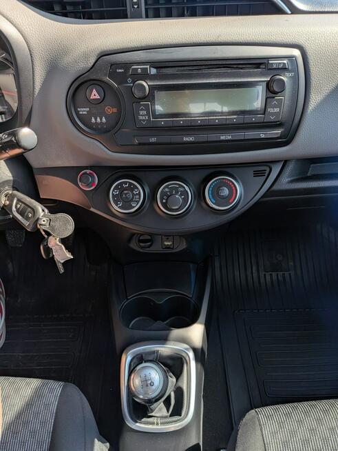 Toyota Yaris 1Wł Salon PL Miękinia - zdjęcie 12
