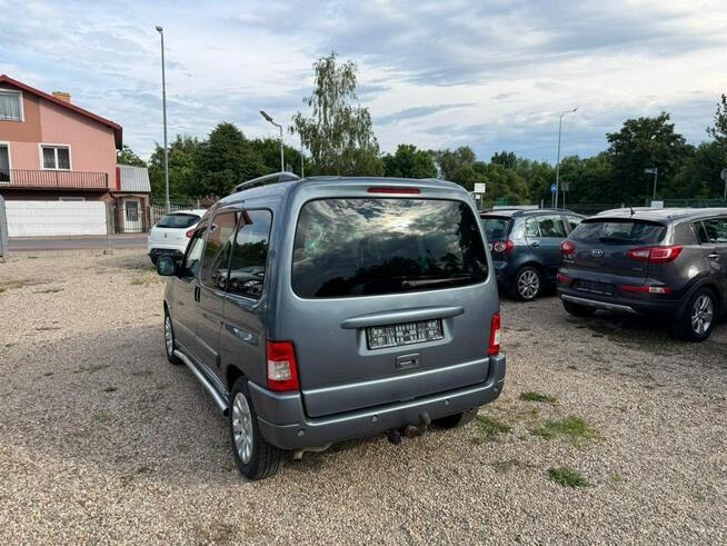 Citroen Berlingo 1,6 Benzyna 109KM 2007r Ładny Zadbant Białogard - zdjęcie 9