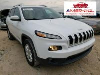 Jeep Cherokee 2015, 3.2L, Latitude, po gradobiciu