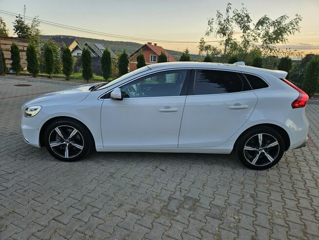 Volvo V40 R-Design, ,Full Led, Kamera, Panorama. Serwis //GWARANCJA/ Zagórze - zdjęcie 3