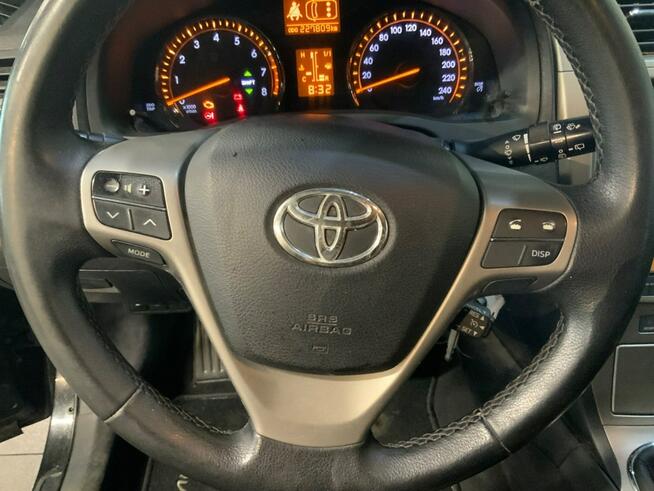 Toyota Avensis Sadlno - zdjęcie 4