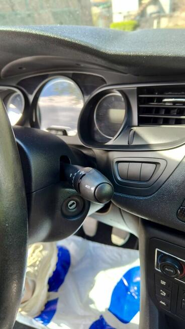 Citroen C5 2009 niski przebieg 2,0 benzyna Chorzów - zdjęcie 10