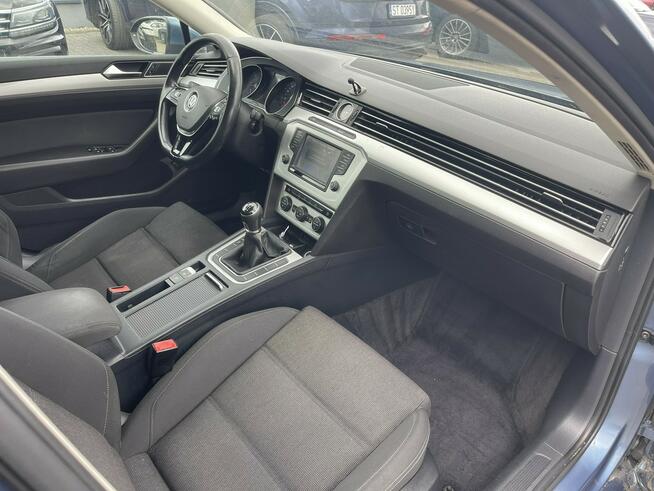 Volkswagen Passat Climatronic Comfortline Gliwice - zdjęcie 9