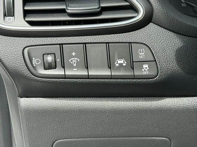 Hyundai i30 1,6 CRDi 116KM/Tempomat/LaneAssist/Serwisowany/SalonPL Węgrów - zdjęcie 8