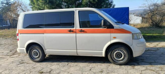 Volkswagen T5 transporter
