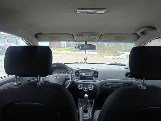 Hyundai Accent 2006r, 1.4 benzyna Częstochowa - zdjęcie 8