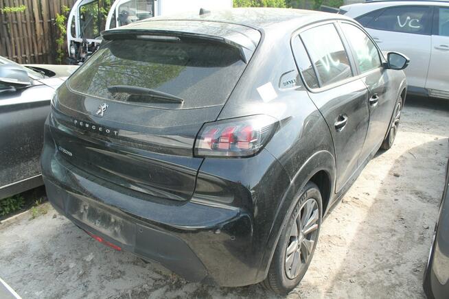 Peugeot 208 Ostrów Wielkopolski - zdjęcie 1