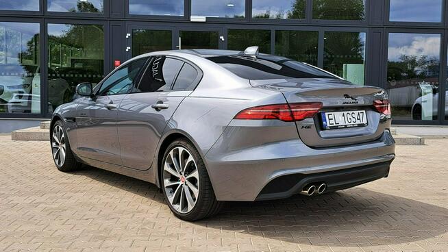Jaguar XE 2.0D I4 204 KM AWD Auto SE 2023 EigerGrey SalonPL FV23% Poznań - zdjęcie 5