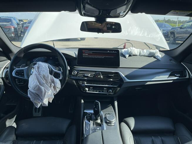 BMW 520 Mpakiet XDrive mHEV Skóra Kamera Pamięć Panorama HAK 190KM Gliwice - zdjęcie 9