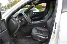 VOLVO XC60 T8 AWD 45 tys km HarmanKardon Panorama Plug-In Warszawa - zdjęcie 12