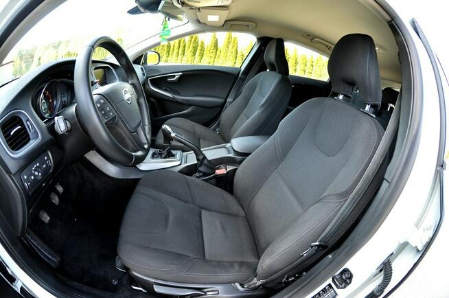 Volvo V40 1,6Hdi 115KM Digital Kamera Navi  Parktronik Płock - zdjęcie 7