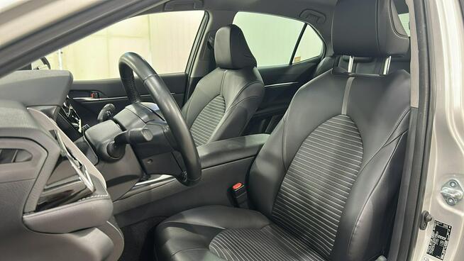 Toyota Camry 2.5 Hybrid Prestige CVT Warszawa - zdjęcie 10