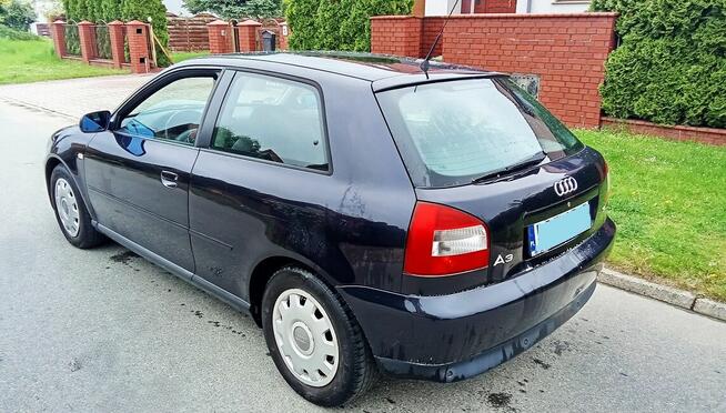 Audi A3  lift  2001   benz.1,6 Pieszyce - zdjęcie 5